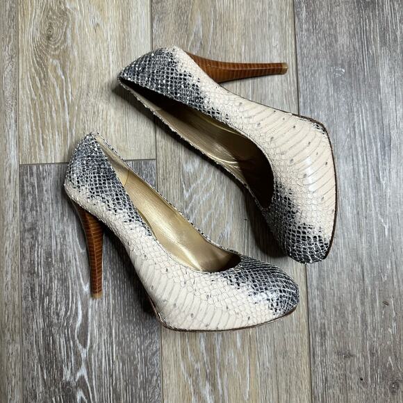 Stuart Weitzman Two Tone Water snake Platform Pumps Size 7.5 - Picture 6 of 13